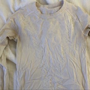 Lululemon white LS size 4 restless pullover